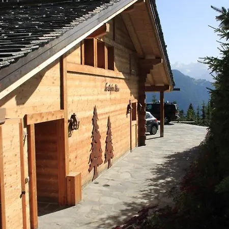 Les Sapins Bleus Alojamento de Acomodação e Pequeno-almoço 3*