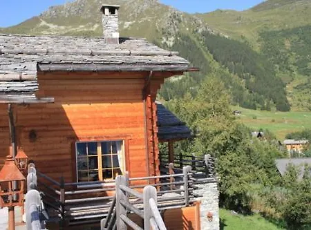 Alojamento de Acomodação e Pequeno-almoço Les Sapins Bleus 3*