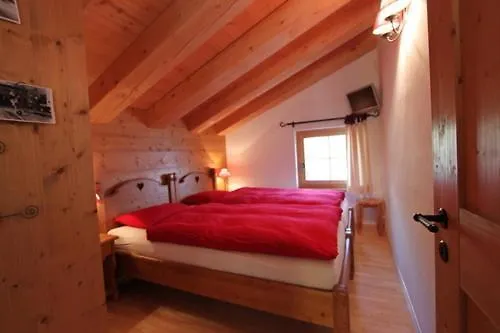 Les Sapins Bleus فندق مبيت وإفطار 3*